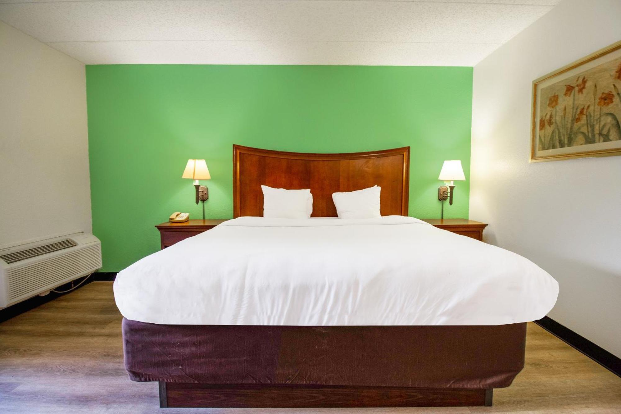 Tulsa Square Hotel Central, I-44 By Oyo Exterior foto